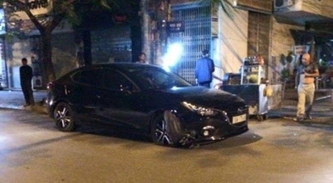 Thiếu gia lái xe 'điên' đâm 8 người trên phố