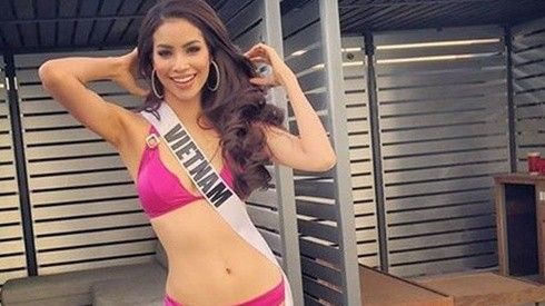 Phạm Hương gợi cảm với bikini ngay khi vừa đến Mỹ