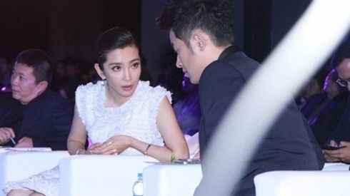 Lý Băng Băng - Nhậm Tuyền thân mật giữa tin hẹn hò