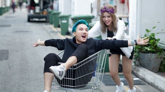 Cặp đôi Trouble Maker Việt hiện đại với phong cách 'chẳng thể là ai khác'