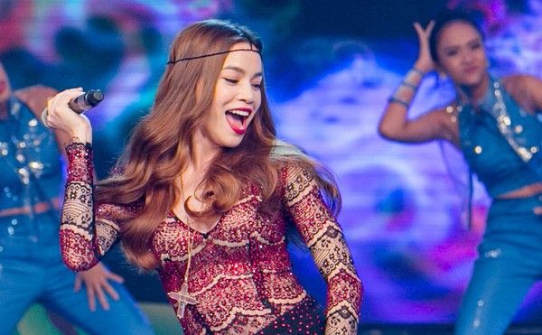 Đã tai với Destiny phiên bản acoustic của Hồ Ngọc Hà