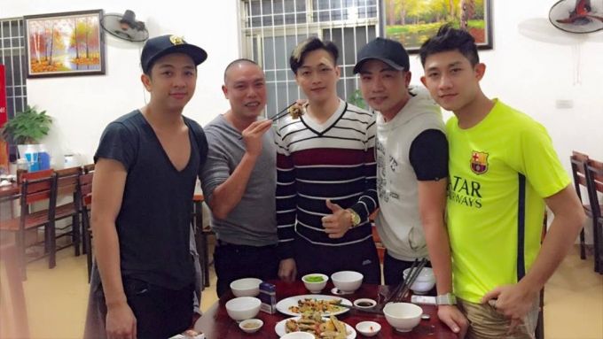 Thành viên HKT hoảng loạn kể về cú lao xe vào vách núi