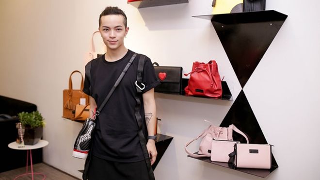 Kelbin Lei diện túi ngàn đô tới chung vui cùng Adrian Anh Tuấn