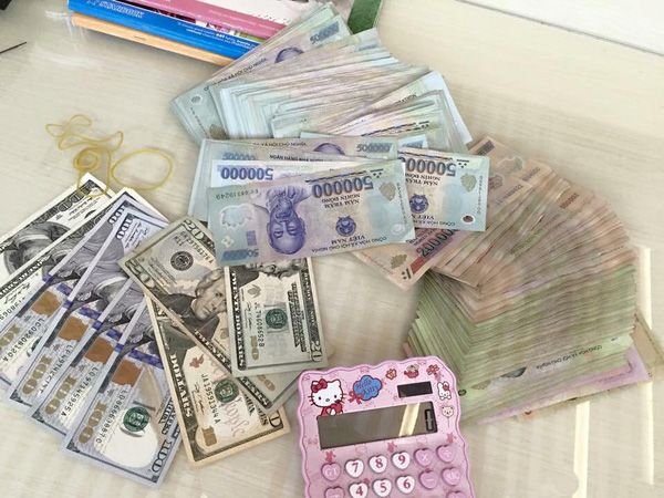 Loạt chiêu mới giúp các bạn trẻ nổi nhanh nhưng… 'gạch đá' tơi bời