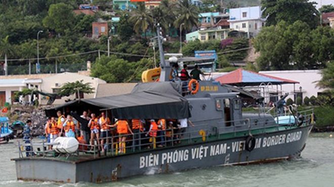 Tàu chở 29 khách Nga chìm ở vịnh Nha Trang