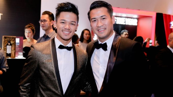 Clip: Kim Lý, Phillip Nguyễn bị Trọng Hiếu Idol hớp hồn