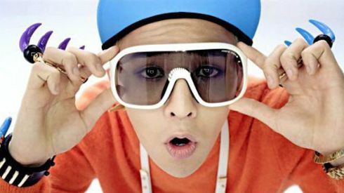 G-Dragon tặng ca khúc cho đàn em iKON