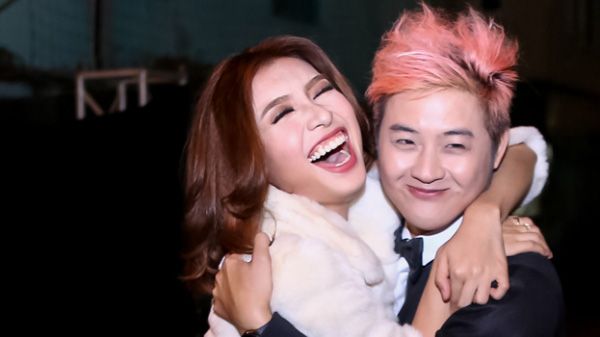 Tiêu Châu Như Quỳnh ôm chặt Thanh Duy sau thời gian ‘nghỉ hát’