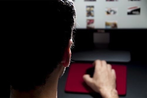 Khi clip nóng của hơn 130 ngôi sao rơi vào tay hacker…