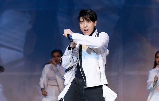 Clip: Hồ Ngọc Hà, Noo Phước Thịnh 'đốt cháy' chung kết Siêu mẫu Việt Nam 2015