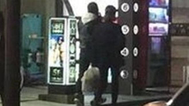 Xôn xao ảnh Huỳnh Hiểu Minh ngoại tình Cổ Lực Na Trát ở Nhật