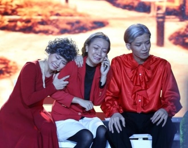 Khóc cười đầu năm mới với những tiết mục TV show ý nghĩa nhất