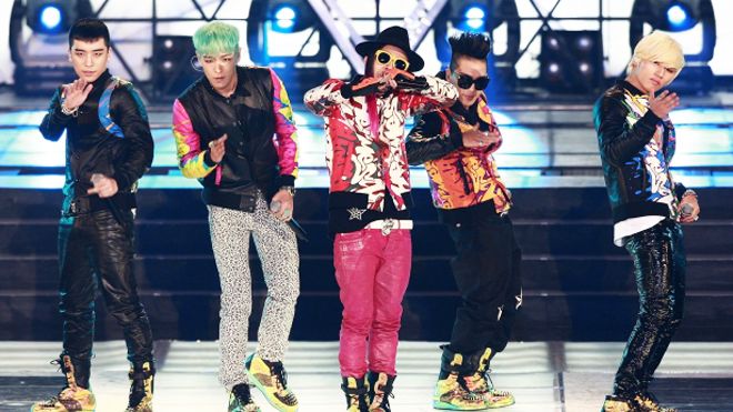 Loạt sao bự Kpop hát mừng năm mới ở Trung Quốc