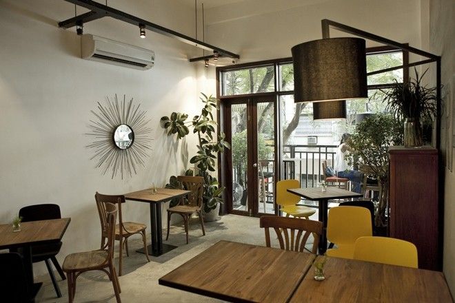 Khám phá không gian sang trọng nhưng gần gũi của M2C Bistro & Café