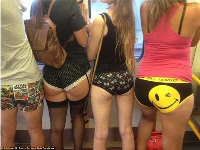 Ngày hội ‘mặc quần sịp đi tàu’ đã trở lại, lợi hại hơn xưa