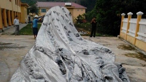 Thêm một 'vật thể lạ' rơi xuống vùng núi Quảng Nam