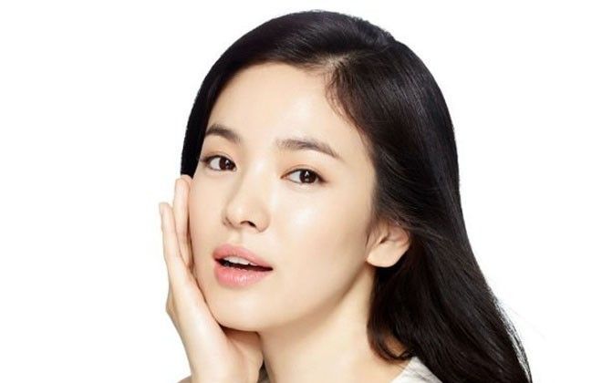 'Mách nhỏ' 9 bước chăm sóc da mặt của các thần tượng xứ Hàn