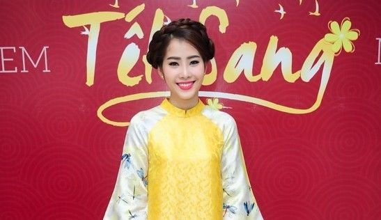 Hoa khôi Nam Em tung MV đầu tay, chính thức lấn sân ca hát