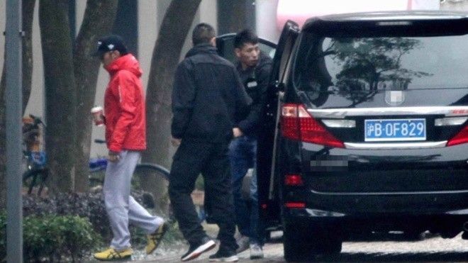 Tạ Đình Phong vẫn đi xe tình yêu với Trương Bá Chi