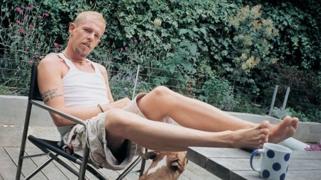 10 điều ít ai biết về cuộc tình của 'gã bạo chúa couture' Alexander McQueen
