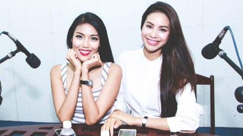 Phạm Hương đăng ảnh đùa vui với Lan Khuê, xóa tin đồn bất hòa