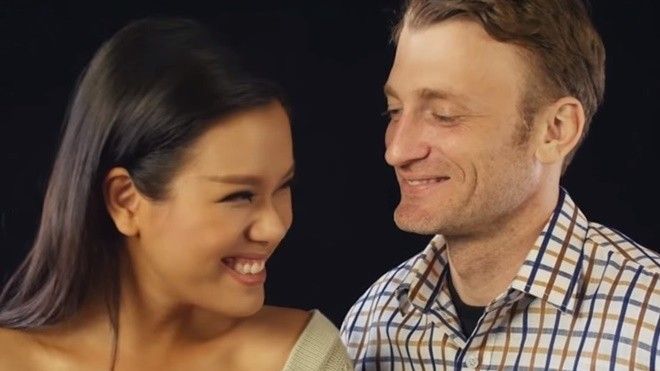 Phương Vy e ấp hát song ca cùng chồng Tây