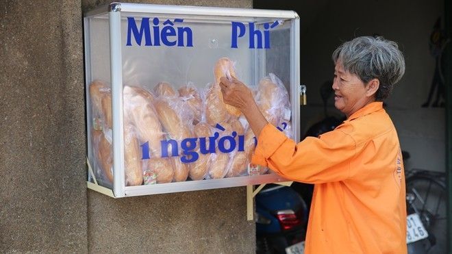 Chủ hai quầy bánh mì từ thiện lên tiếng về chuyện người xấu lợi dụng