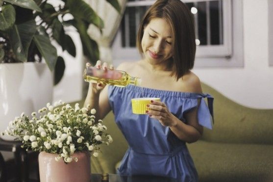 Học nhà văn Phan Ý Yên đẹp từ A - Z với dầu gạo