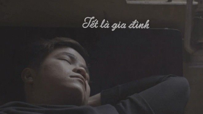 Xúc động tình yêu gia đình trong MV Tết của sao Việt