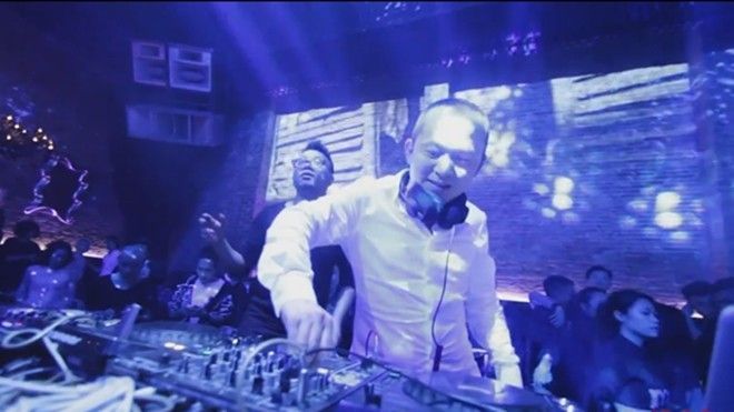 Clip: Thích thú xem Quốc Trung mang nhạc dân gian lên bàn DJ
