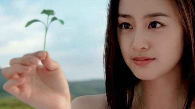Hướng dẫn cách trang điểm đẹp như Kim Tae Hee