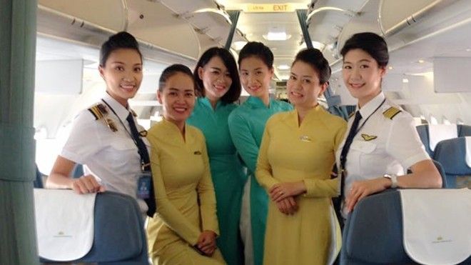 Phi hành đoàn toàn 'hot girl' của Vietnam Airlines khiến dư luận thích thú