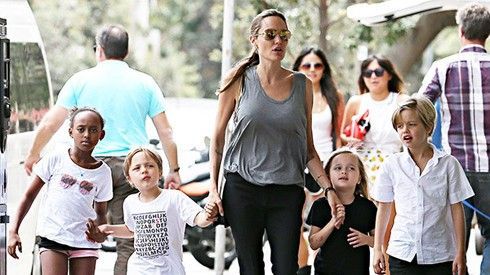 Angelina Jolie: 'Tôi từng không muốn có con'