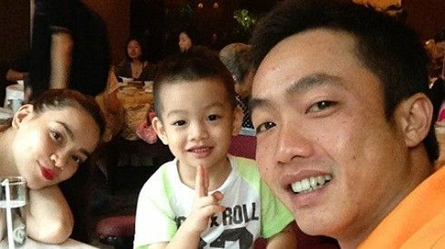 Choáng trước mức học phí khủng của con Hà Hồ - Cường Đô La