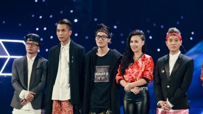 Thử thách Livestream: JustaTee và BigDaddy sẽ vừa ăn kẹo vừa hát tối nay