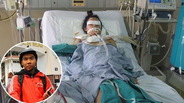 Nam sinh ĐH Bách khoa Hà Nội chạy xe ôm kiếm tiền vì thương bạn bị bệnh hiểm nghèo