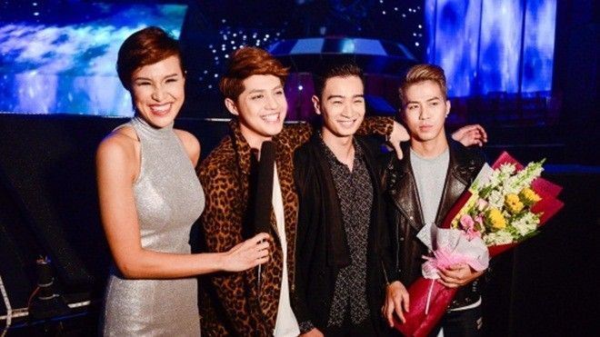 Nhìn lại khoảnh khắc thú vị trong Livestream hậu trường The Remix Liveshow 6