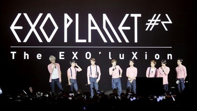 Fan EXO bị xâm hại, phân biệt đối xử tại concert ở Bắc Mỹ