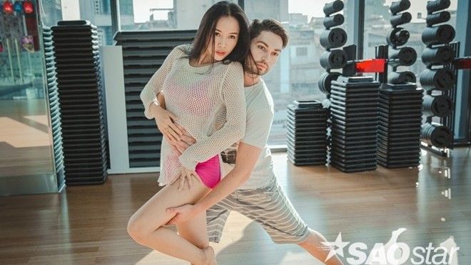 Clip: Vũ Ngọc Anh nói gì về Trần Bảo Sơn và bạn nhảy Tây điển trai?