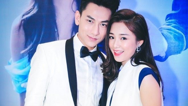 Isaac thân mật với hotgirl Salim trong buổi ra mắt MV cổ tích