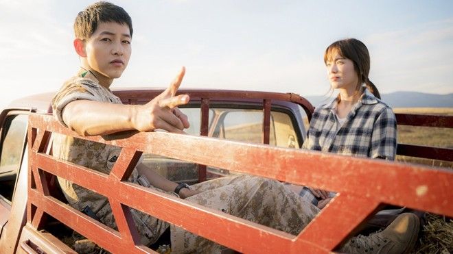 Trước Song Joong Ki, ai là 'người tình màn ảnh' hoàn hảo của Song Hye Kyo?