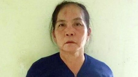 Bà lão 61 tuổi bịt mặt, mang dao đi cướp ở Sài Gòn kiếm tiền tiêu xài