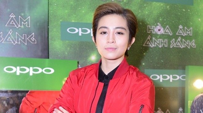 'Soái ca' Gil Lê tiếp tục dẫn dắt livestream - The Remix - Liveshow 9