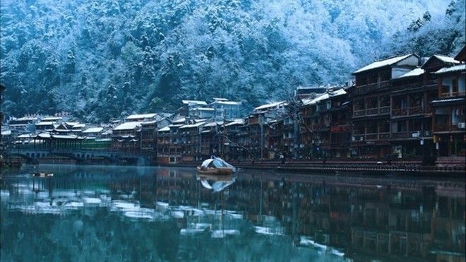 Bộ ảnh khiến bạn quyết tâm phải ghé Phượng Hoàng cổ trấn một lần trong đời