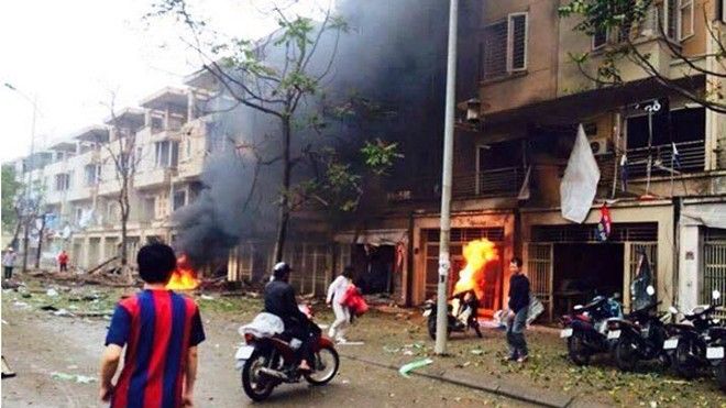Cảnh tan hoang sau vụ nổ kinh hoàng ở Hà Nội làm nhiều người thương vong