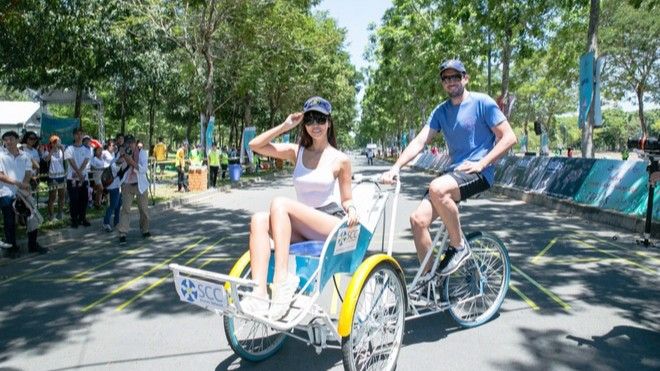 Siêu mẫu Hà Anh đã đi phượt là không khước từ phương tiện nào