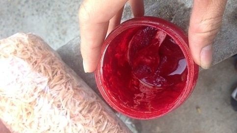 Phẩm màu nhuộm ruốc giá… 17.000 đồng/lạng?