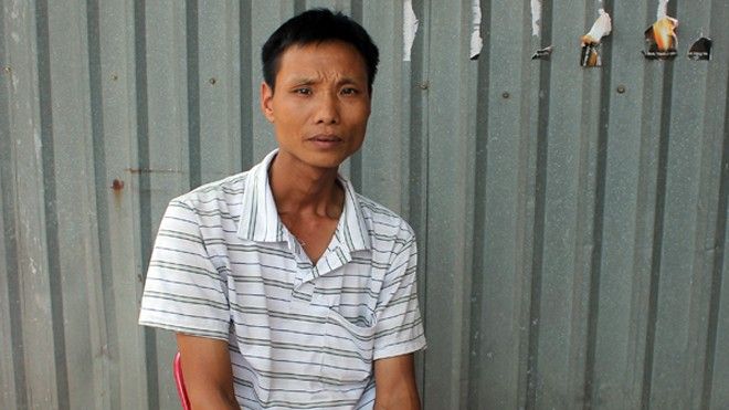 Người đàn ông mất xe máy vì tìm cách cứu đôi tình nhân nhảy cầu