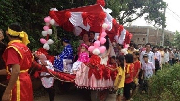Những màn rước dâu có 1-0-2 ở Việt Nam