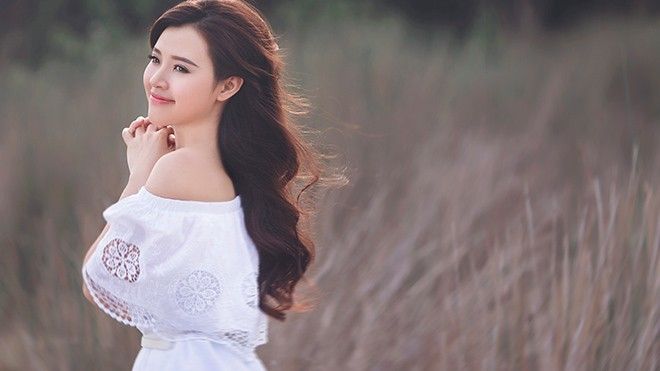 Mê mẩn vẻ đẹp thuần khiết tựa công chúa của Midu